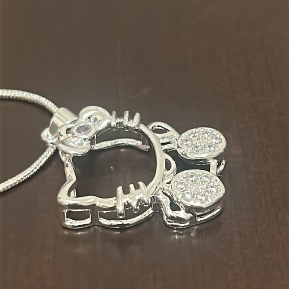 Hello Kitty Silver Plated Crystal Pendant Necklace 18" Chain Light Purple Bow - Picture 5 of 12